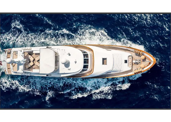 Riva 130